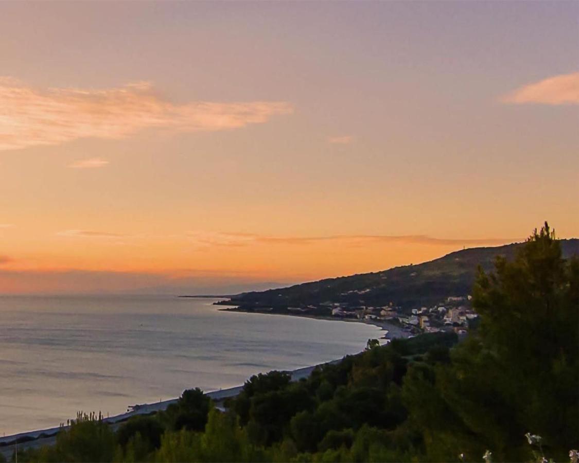 Casa Vacanze Il Paese Dipinto Montegiordano Dış mekan fotoğraf